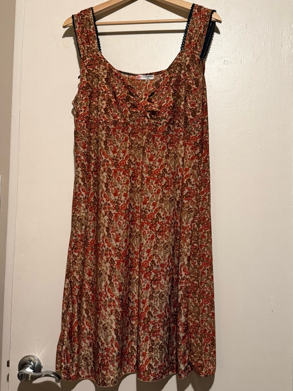 Floral Red and Brown Sleeveless Summer Dress
